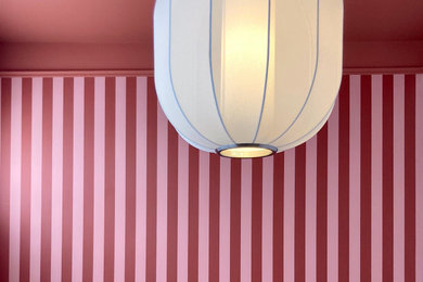 Inspiration for a contemporary kids' room remodel in Nantes