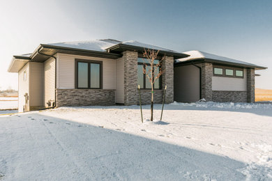 Exterior home photo in Cedar Rapids