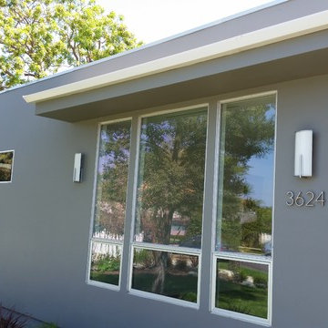 Angle Faced Gutter with Round Spouts Modern Home in Los Angeles