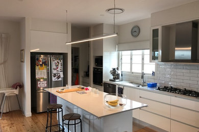 Inspiration for a kitchen remodel in Brisbane