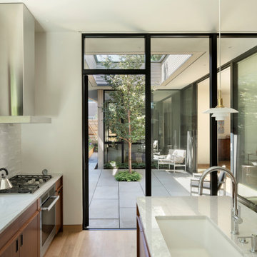 NW Portland Courtyard House