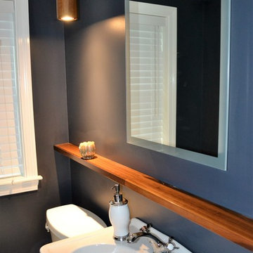 Medford Powder room