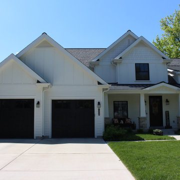 Arctic White James Hardie Siding | Glendale, MO