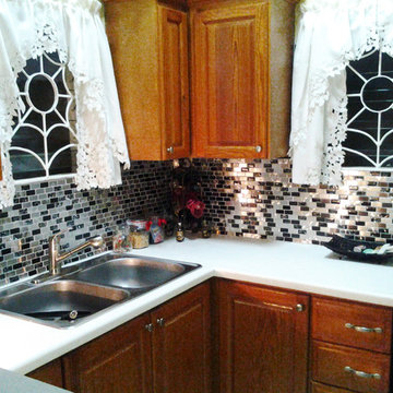 Eden Mosaic Tile Installations: Stainless Steel And Crackled Glass Mix Tile