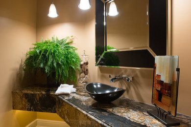 Example of a minimalist bathroom design in Other
