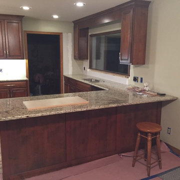 Diamond Reflections Whiskey Black Kitchen