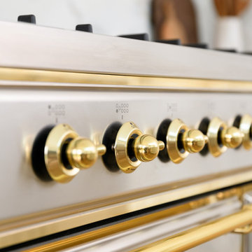 Traditional Mapesbury Handleless Kitchen - Epping