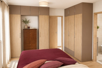 Aménagement d'une chambre classique.