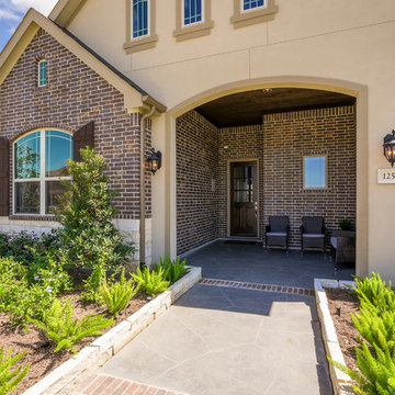 Houston, Texas | Lago Mar - Classic Yale Exterior