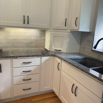 Modern Shaker REFRESH