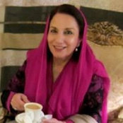 Foto von Zaineb Masood