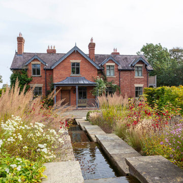 Bringing a Victorian Farmhouse to Life!