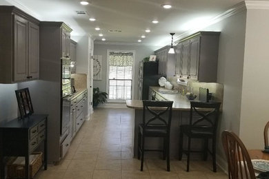 Kitchen - kitchen idea in New Orleans