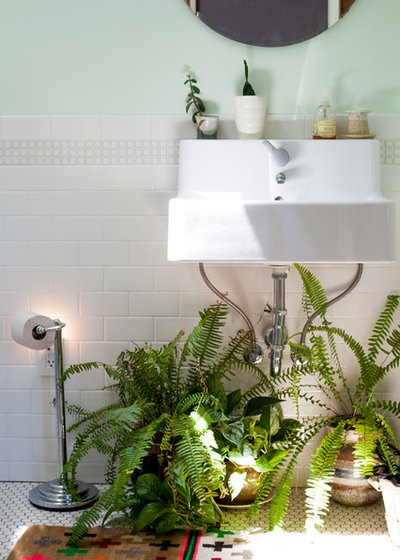 Eclectic Bathroom by Ellie Lillstrom Photography