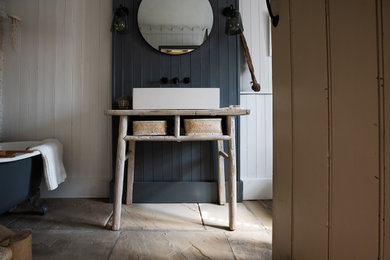 Design ideas for a rustic home in Oxfordshire.