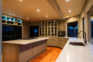 Inspiration for a transitional kitchen remodel in Seattle