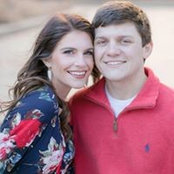 Hailey Baste's photo