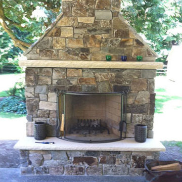 Outdoor Fireplaces and Firepits