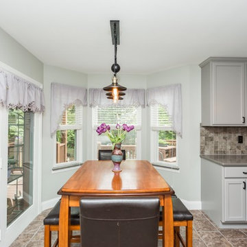 Villa Gran Modern Kitchen Remodel