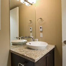 1/2 Bathroom