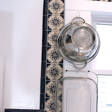 Monet's Kitchen Remodel (Inspiration: painter Claude Monet's kitchen)