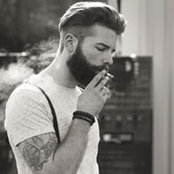 Julian JB's photo