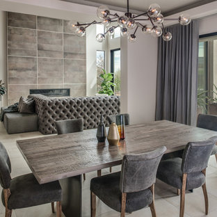 ラスベガスの広いコンテンポラリースタイルのLDKの画像 (グレーの壁、磁器タイルの床、横長型暖炉、タイルの暖炉まわり、グレーの床)