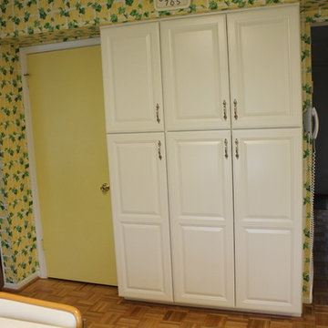 West Bloomfield Kitchen (Large Wall Cabinets)- BERGS