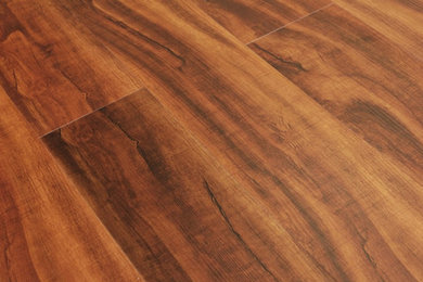AQUAFLOOR- Distressed Birch