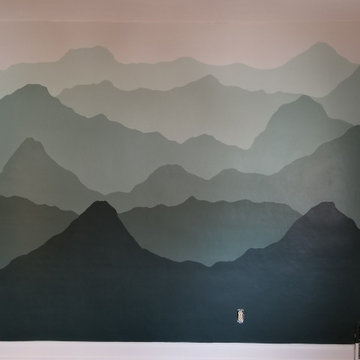 Interior - Ombre Mountain Mural (animation)