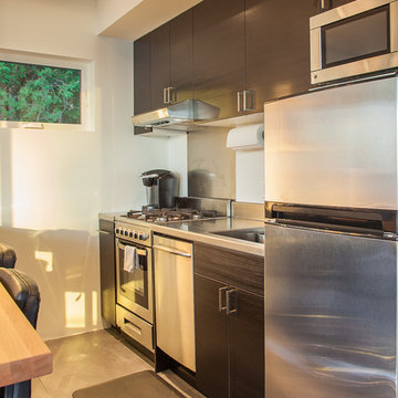 Contemporary Guest Cottage