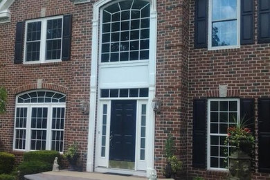 Example of a classic exterior home design in Philadelphia