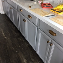Cabinet Knobs & Pulls - Cabinet And Drawer Hardware