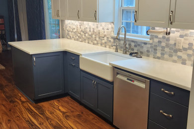 Kitchen photo in Charleston