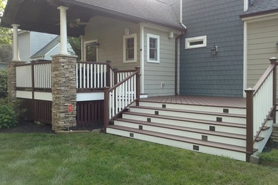 Elegant deck photo in New York