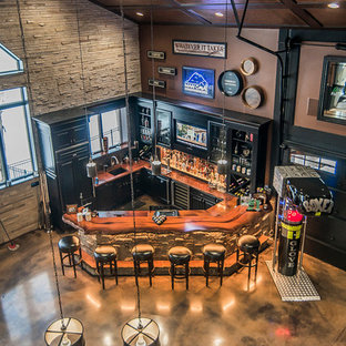 コロンバスのエクレクティックスタイルのおしゃれなホームバーの写真