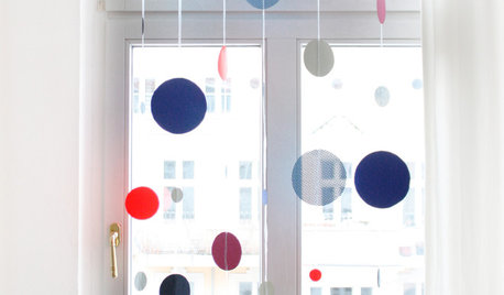 DIY: Ein neckischer Punktevorhang als Fensterdeko