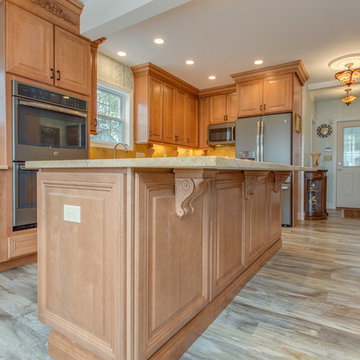 Ornate Maple Toffee Kitchen