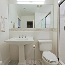 momo bathroom