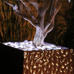 Planters & Arboreal Sculptures - Products