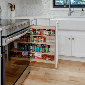 Shaker White Kitchen With Quartz