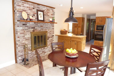 Inspiration for a contemporary kitchen remodel in Manchester