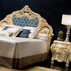 Silik - Platform Beds