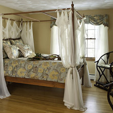 canopy bed
