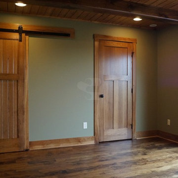 Mora, Minnesota Hunting Cabin