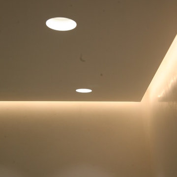 Small contemporary bathroom