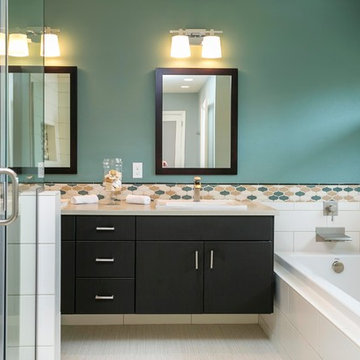 Creekstone bathrooms