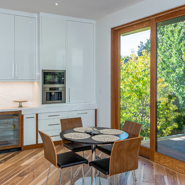 Dramatic & Luxurious Home in Lawrence Park