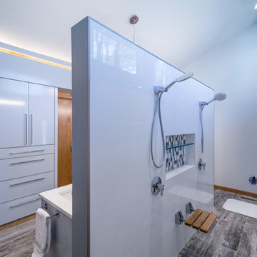 Sensational Contemporary Bath