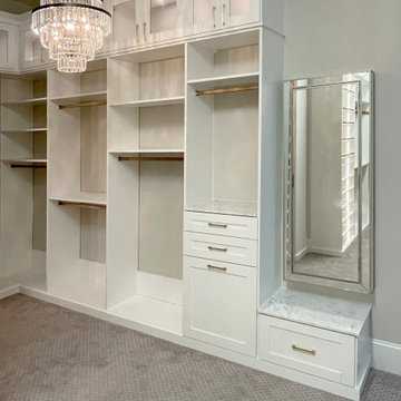 Custom Closet - white, chandelier, drawerstack